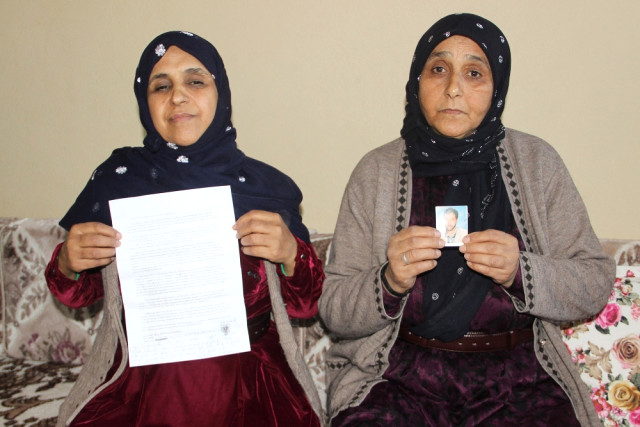 25 yıldır kayıp kardeşlerini arıyorlar