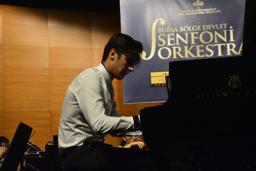 |Genç Kuşak Solistler|den muhteşem konser