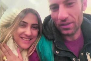 Eşini pompalı tüfekle öldürdü