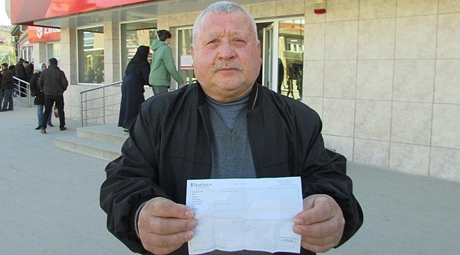 Emekli maaşını TSK'ya bağışladı