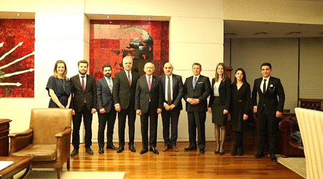 Kılıçdaroğlu, hukukçuları kabul etti