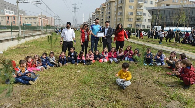 300 fidan daha toprakla buluştu