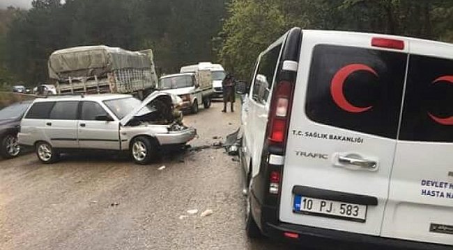 Hasta nakil aracı kaza yaptı: 3 yaralı