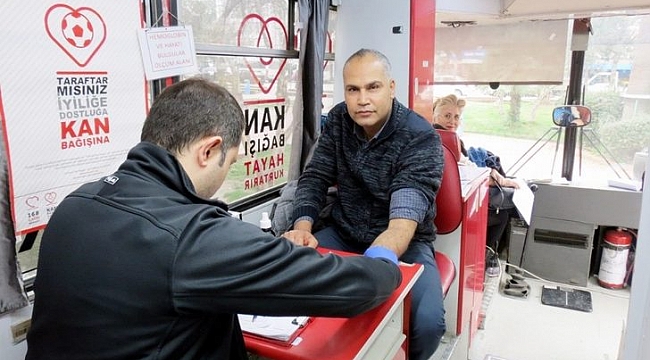 Mudanyalılar kan vermek için yarıştı