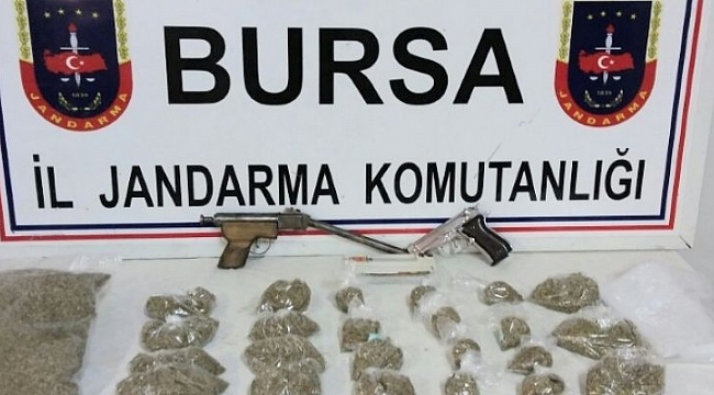 Zehir tacirlerine şafak baskını