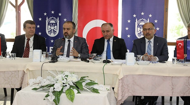 Aktaş Orhangazi'de muhtarları dinledi