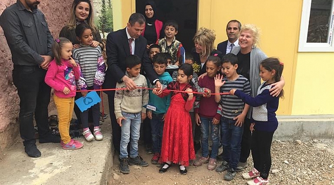 'Anneanneler grubu' anasınıfı açtı