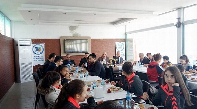 Başarı sporculara kahvaltı