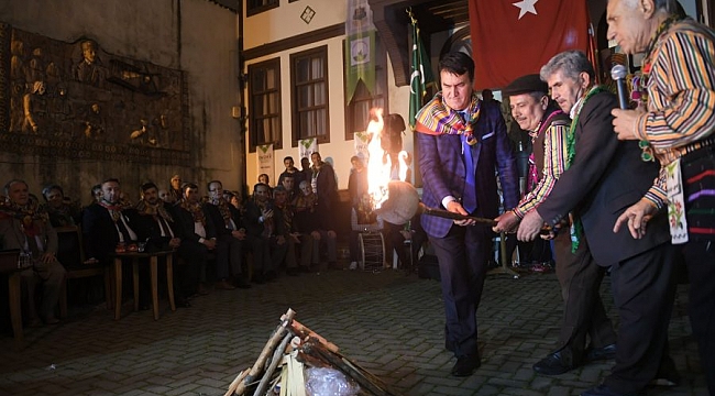 Fetih şenlikleri kına gecesi ile renklendi