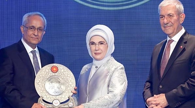 Geleneksel ve Tamamlayıcı Tıp Kongresi ödül töreni yapıldı