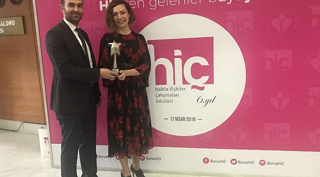 Meşhur anne sözleri Eker’e ödül kazandırdı