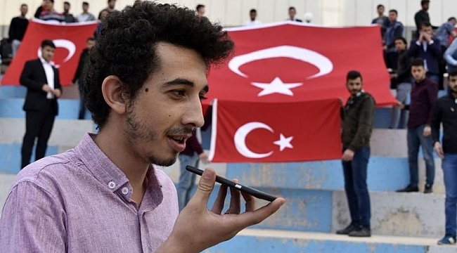 Öğrencilerden polislere sürpriz kutlama