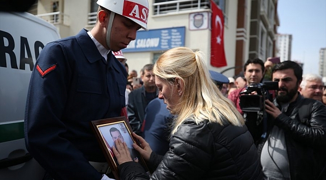 Şehidin naaşı Bursa'ya gönderildi