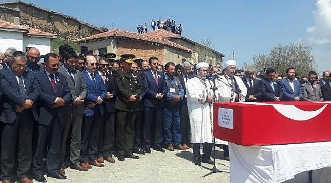 Şehit uzman çavuş, son yolculuğuna uğurlandı