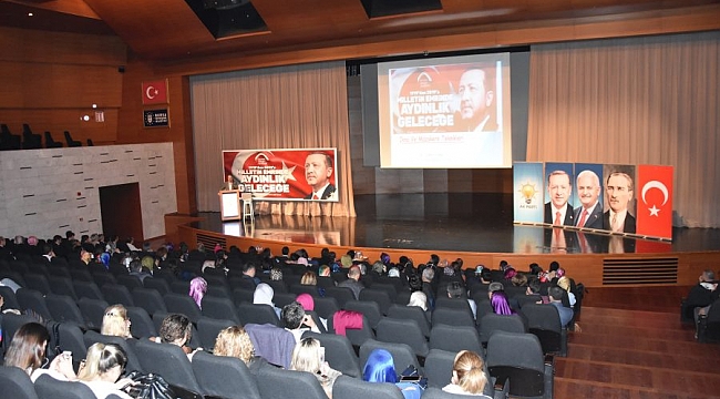 Siyaset Akademisi devam ediyor