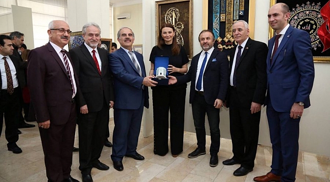 Türk İslam sanatları sergisi Bakü'de
