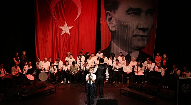 'Bizim Ev'den muhteşem konser