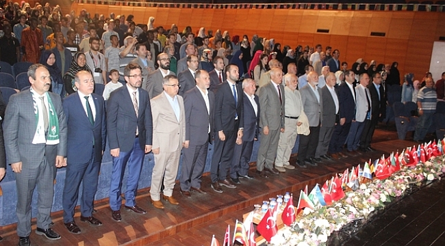 Bursa dünyaya ilahiyatçı yetiştiriyor