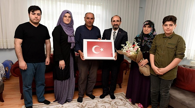 Edebali'den şehit annelerine ziyaret