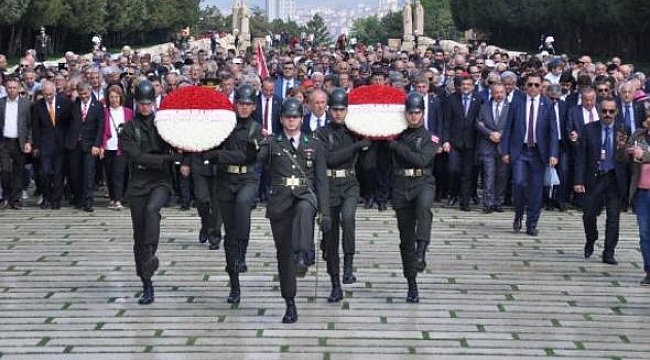 İnce'den Ata'ya ziyaret