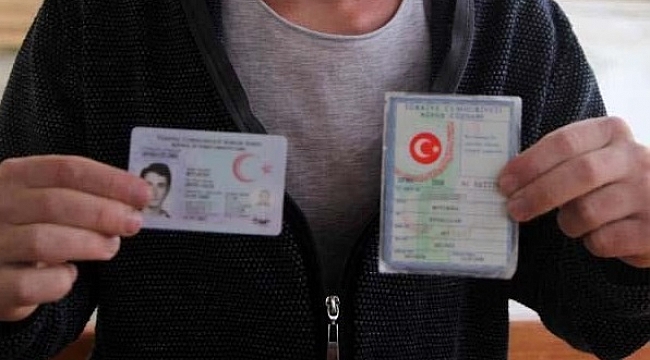 İsmini 'Ömer Halis' olarak değiştirdi