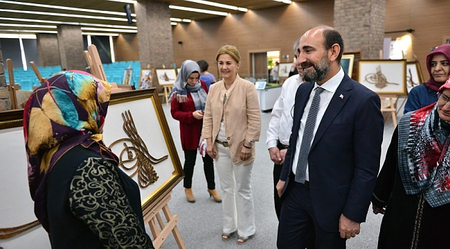 Kadınlar sanata katkı sağlıyor