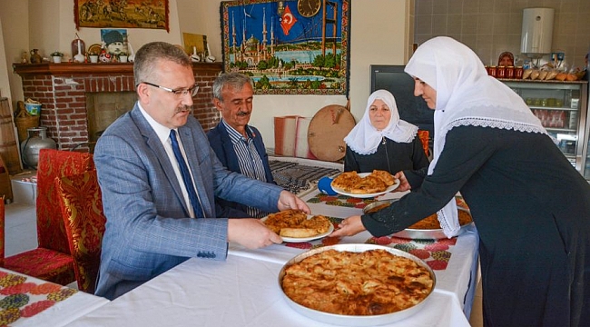 Leylek köyü lezzet durağı oldu