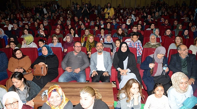 Yıldırımlılar salonları doldurdu