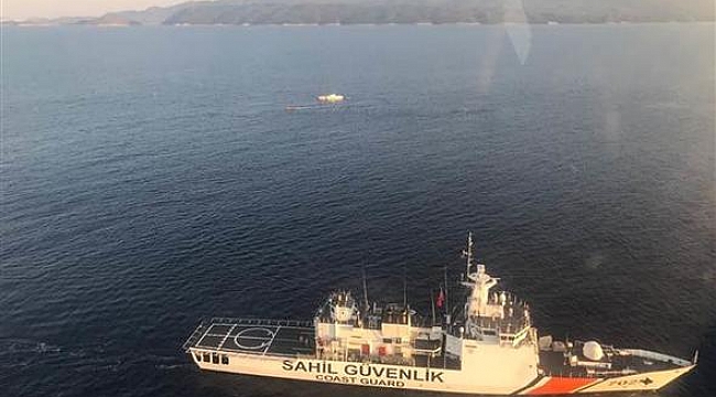 Antalya'da sürat teknesi battı