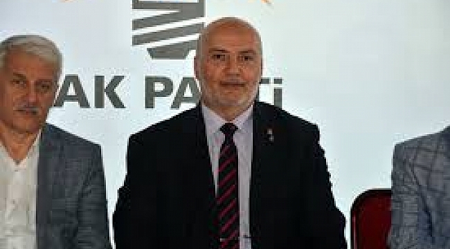 Yelis sert konuştu