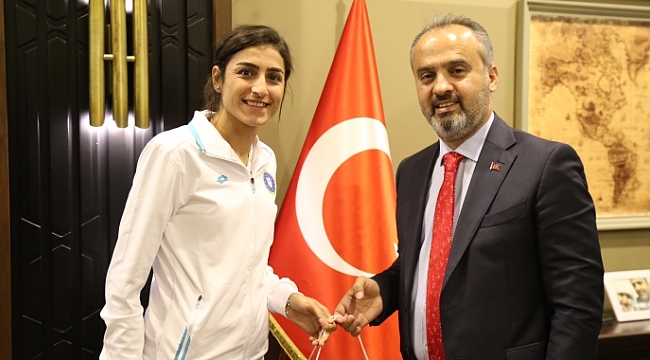 Artık Büyükşehir için dövüşecek