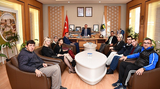 Engelli öğrencilerden Başkan Taban’a teşekkür ziyareti