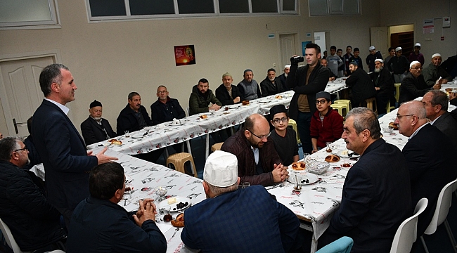 İnegöl'de 'Bereket Sofrası' kurulmaya devam ediyor