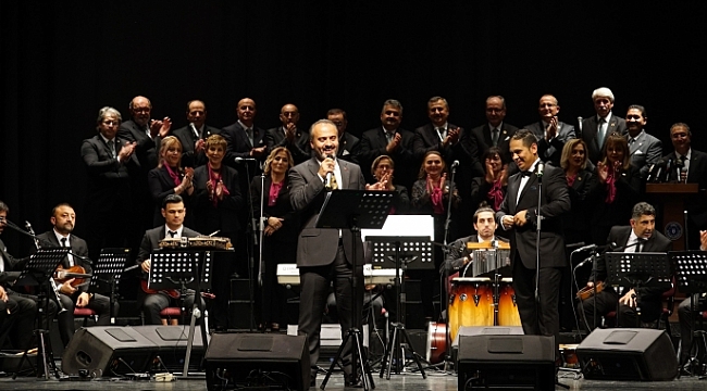 Koro muhtarlar olunca, solist başkan oldu