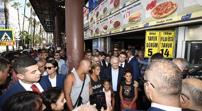 Meclis Başkanı Yıldırım'dan esnaf ziyareti