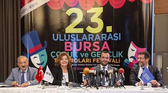 Tiyatronun coşkusu Bursa’yı sardı