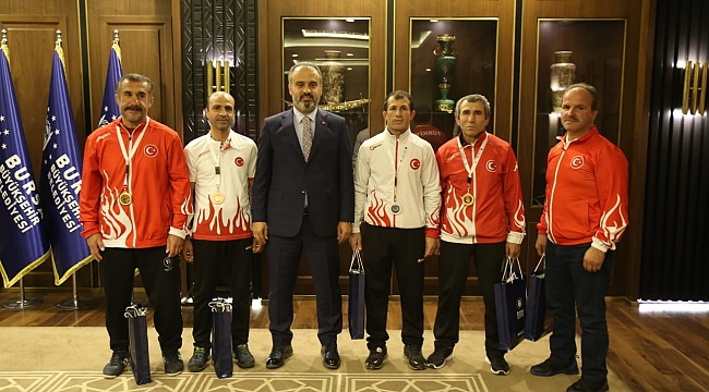Veteran güreşçilere tam destek