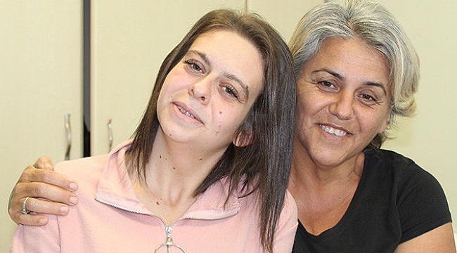 Annesini örnek aldı 59 kilo verdi