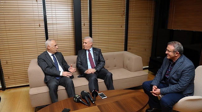 Bozbey'den eski belediye başkanlarına ziyaret