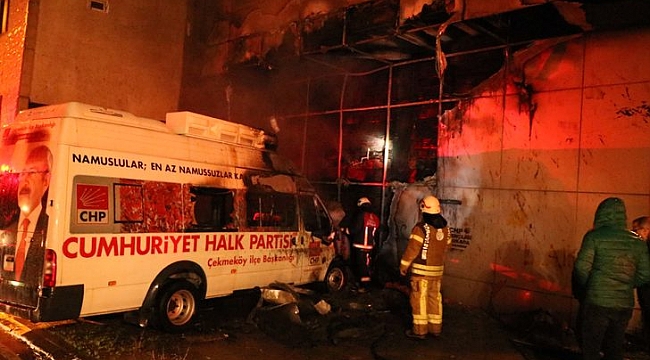CHP seçim aracında yangın