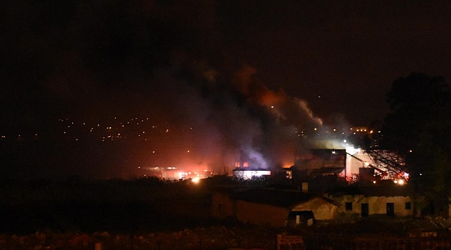 İzmir'de korkutan yangın