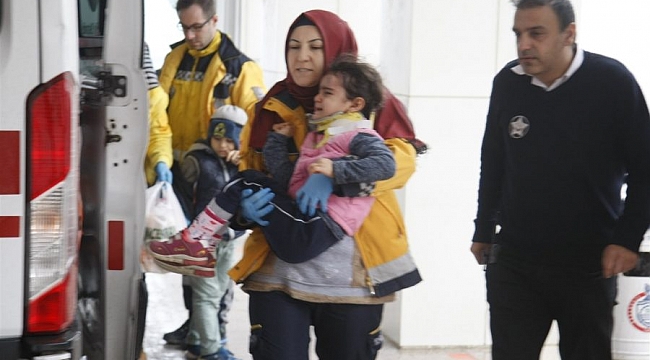 Küçük çocuğa motosiklet çarptı