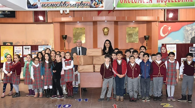 Öğrencilerden, mahkumlara kitap