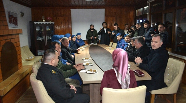 Yeni yılda onları yalnız bırakmadılar