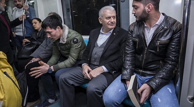Yıldırım Marmaray'a bindi