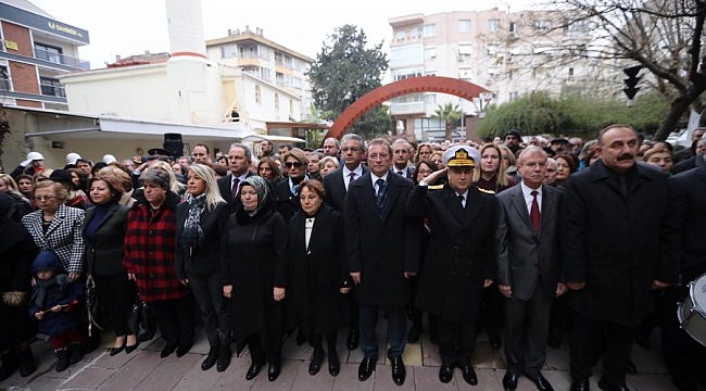 Zübeyde Hanım, kabri başında anıldı
