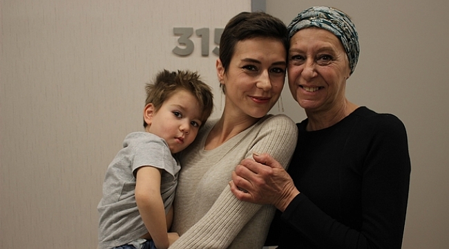 Anne ve kızı kanseri birlikte yendi