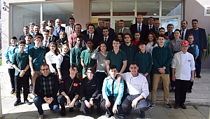 Liselilerden Kültür Köprüsü Yemekler