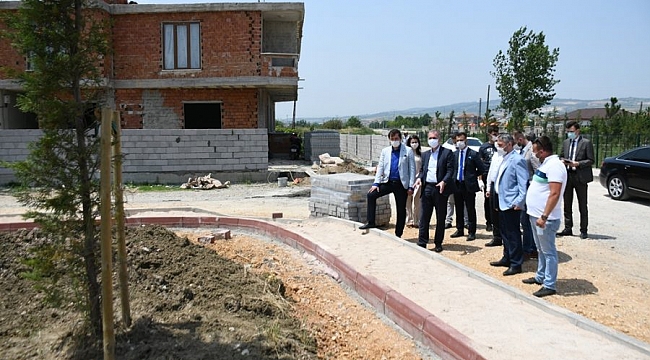 Akhisar Mahallesi'nde çalışmalar sürüyor