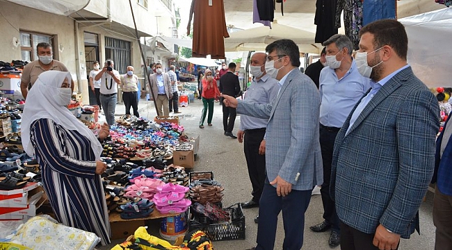 Başkan Yılmaz pazarın nabzını tuttu